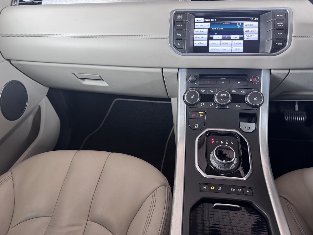 EVOQUE SD4 PRESTIGE sale at Vale AutoTec